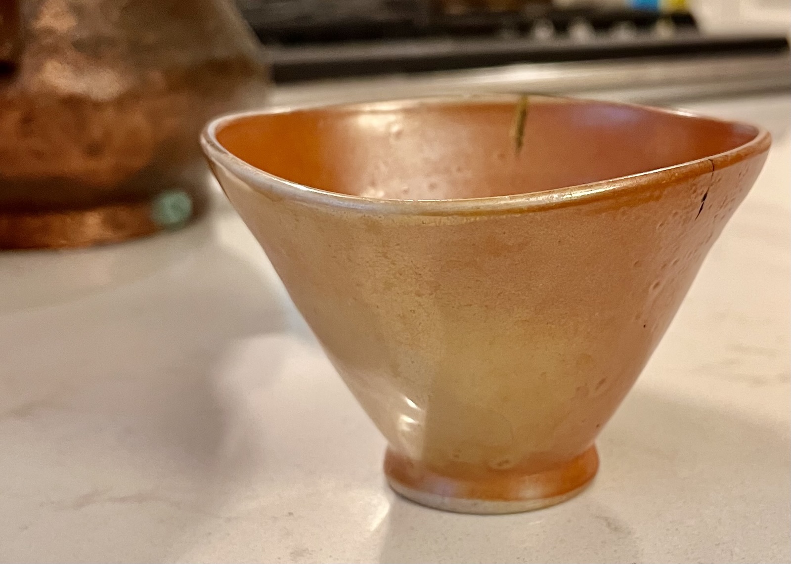 Ceramic bowl with kintsugi